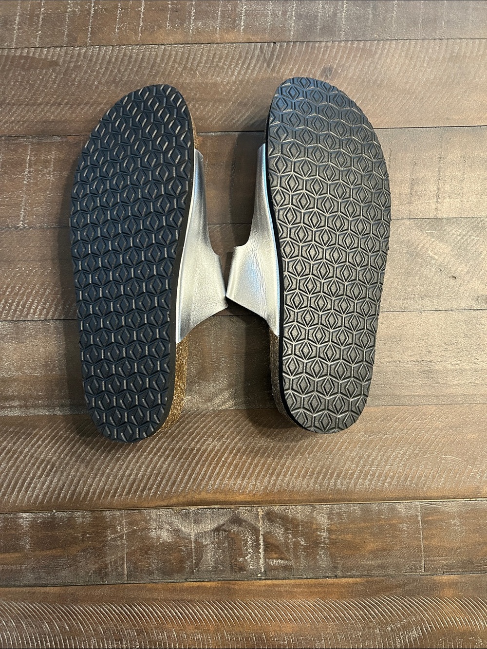 Universal Thread Silver Double-Buckle Slide Sandals - Picture 4 of 8